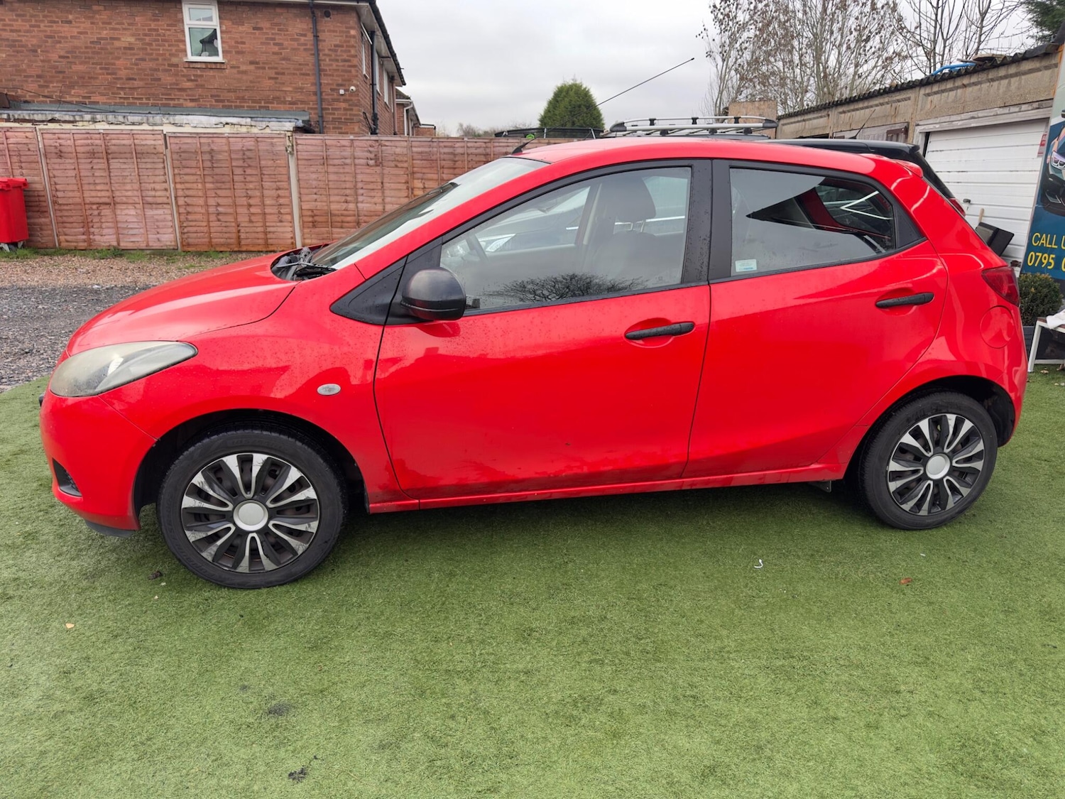 Used Mazda Mazda2 2010 for sale - 76997012: Photo 11
