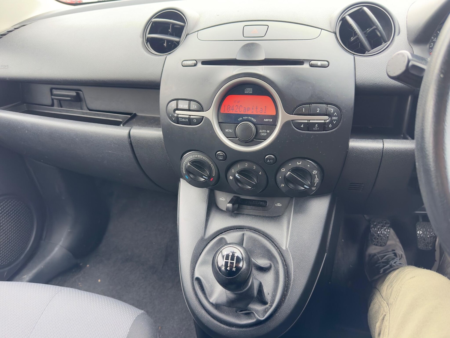 Used Mazda Mazda2 2010 for sale - 76997012: Photo 19