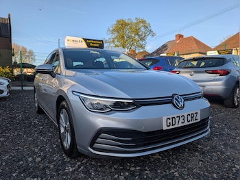 Used Volkswagen Golf 2024 for sale - 78348134: Photo