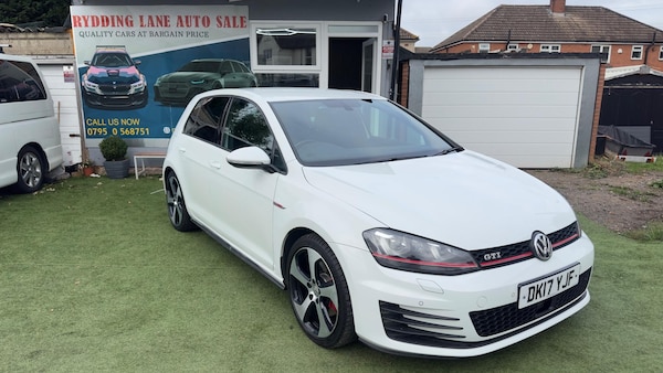 Used Volkswagen Golf 2017 for sale - 76295163: Photo 1