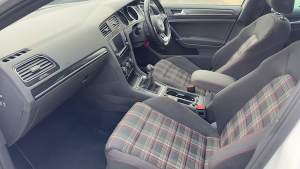 Used Volkswagen Golf 2017 for sale - 76295163: Photo 23