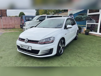 Used Volkswagen Golf 2017 for sale - 76295163: Photo 4