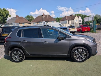 Used Peugeot 2008 2018 for sale - 78704724: Photo