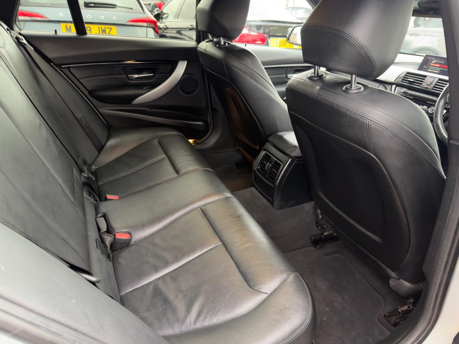 Used BMW 3 Series 2018 for sale - 77637809: Photo 10