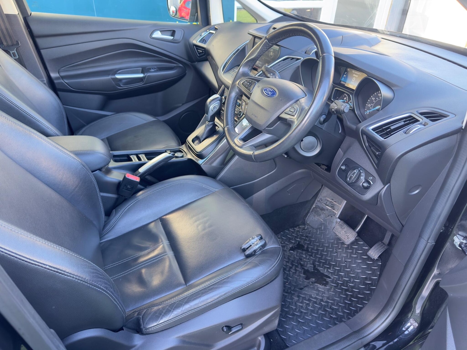 Used Ford Grand C-Max 2015 for sale - 76942439: Photo 21