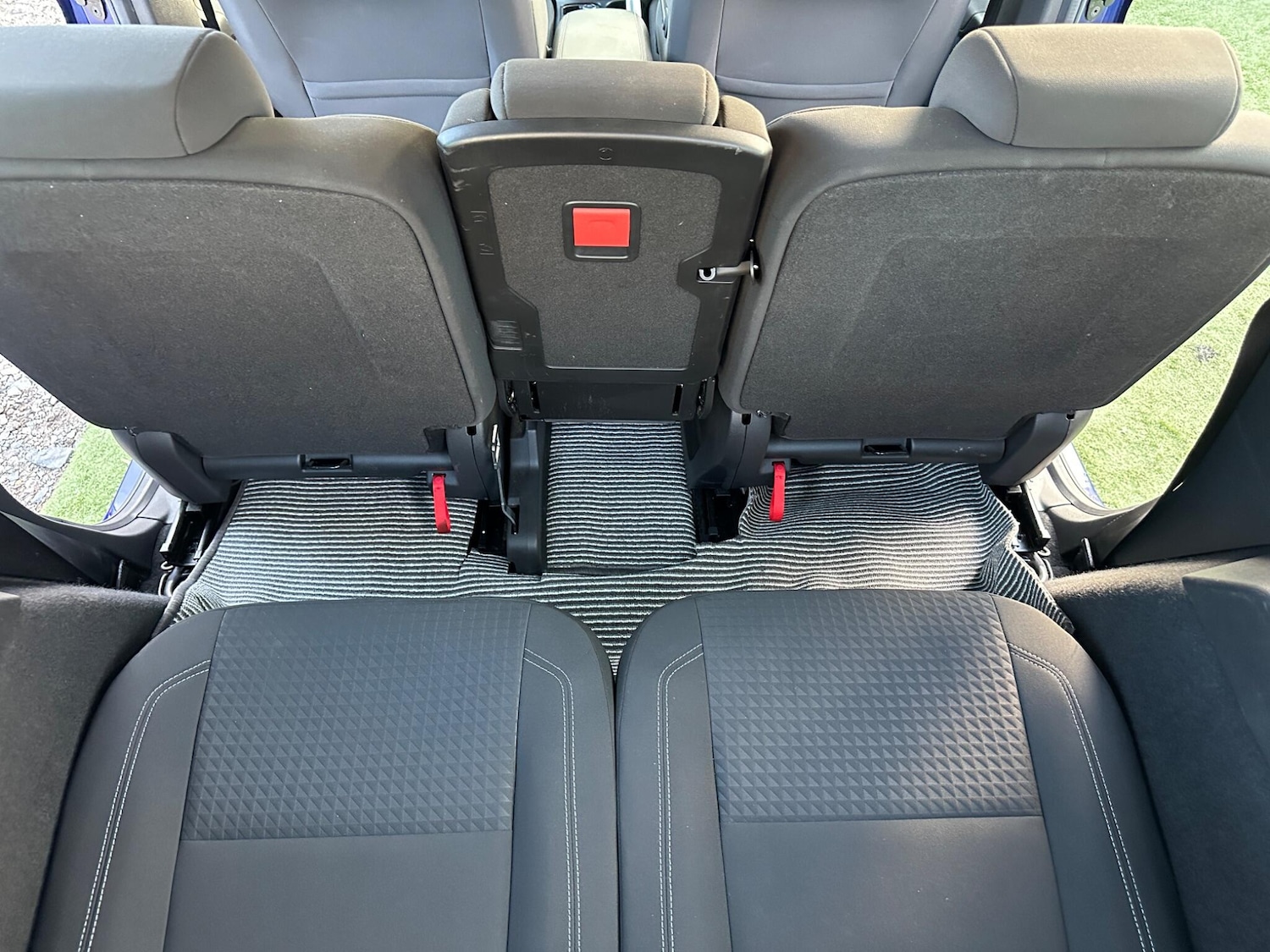 Used Ford Grand C-Max 2017 for sale - 77722571: Photo 32