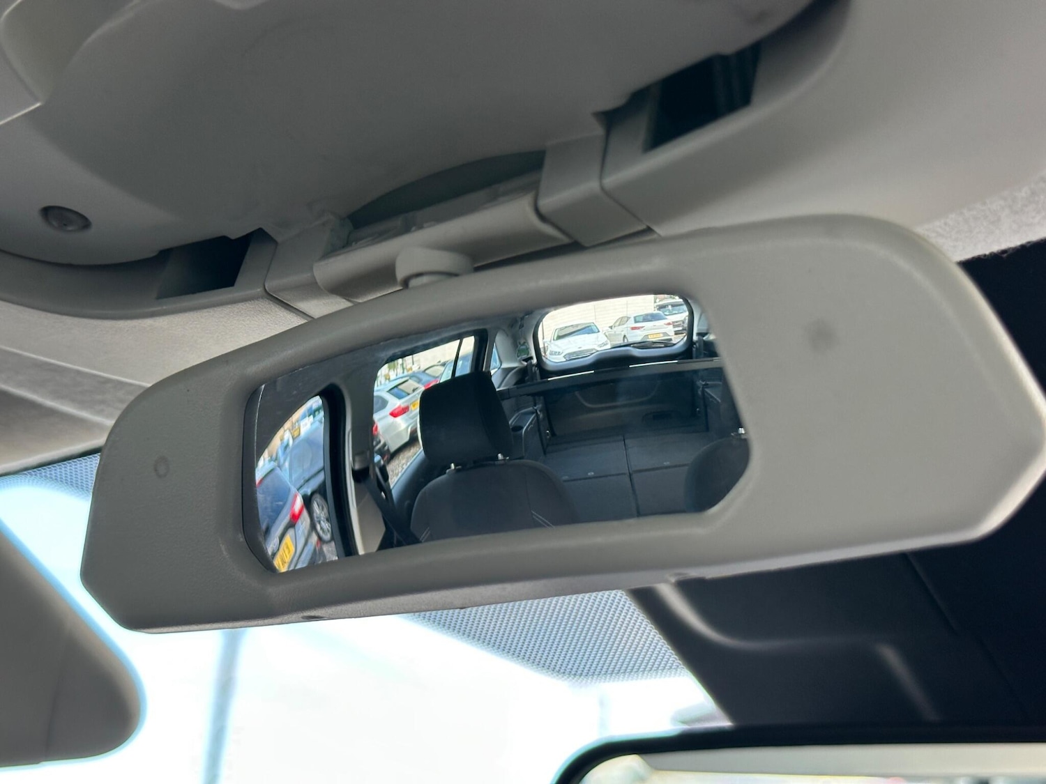 Used Ford Grand C-Max 2017 for sale - 77722571: Photo 42