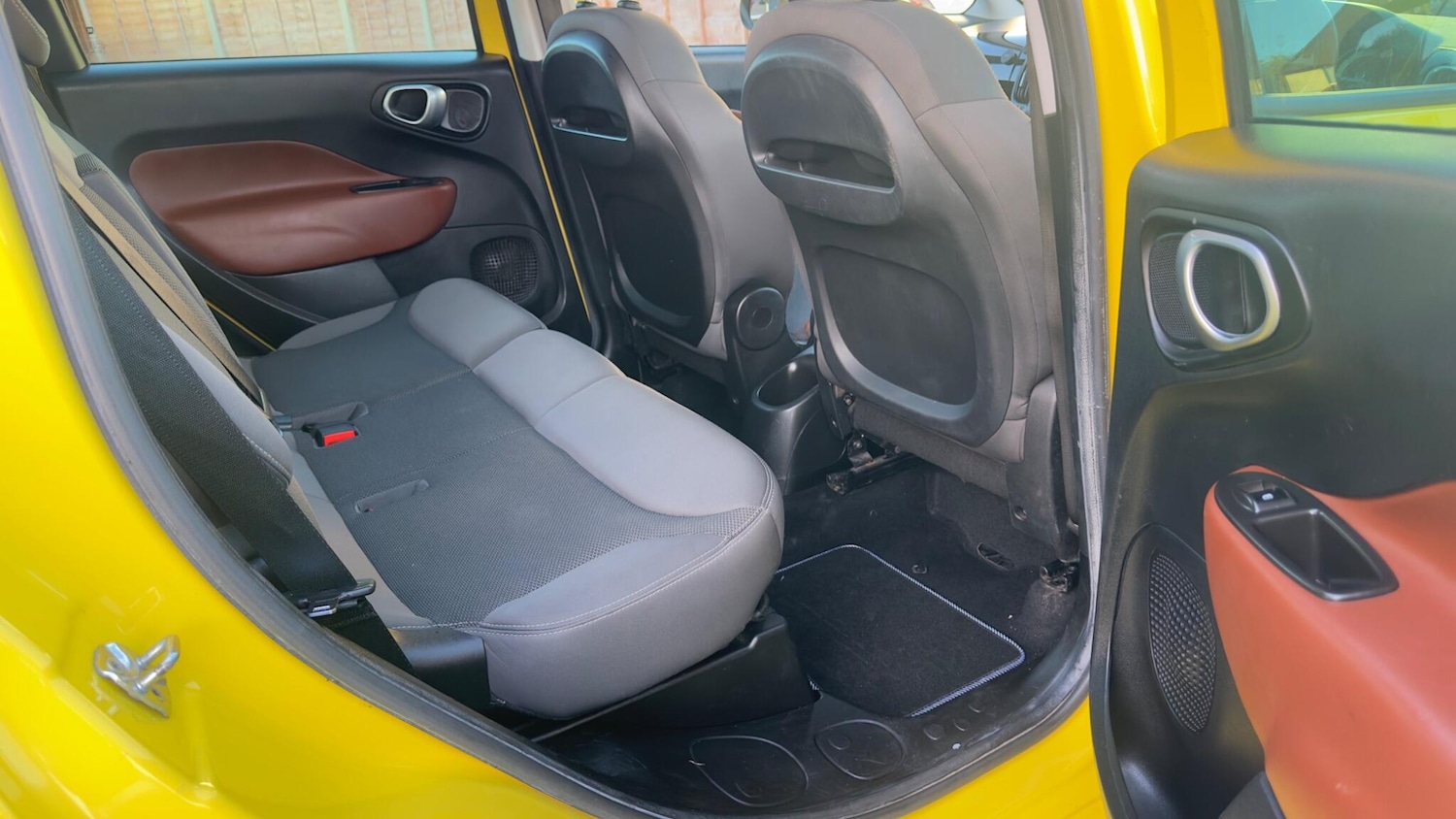 Used Fiat 500L 2014 for sale - 76431891: Photo 16