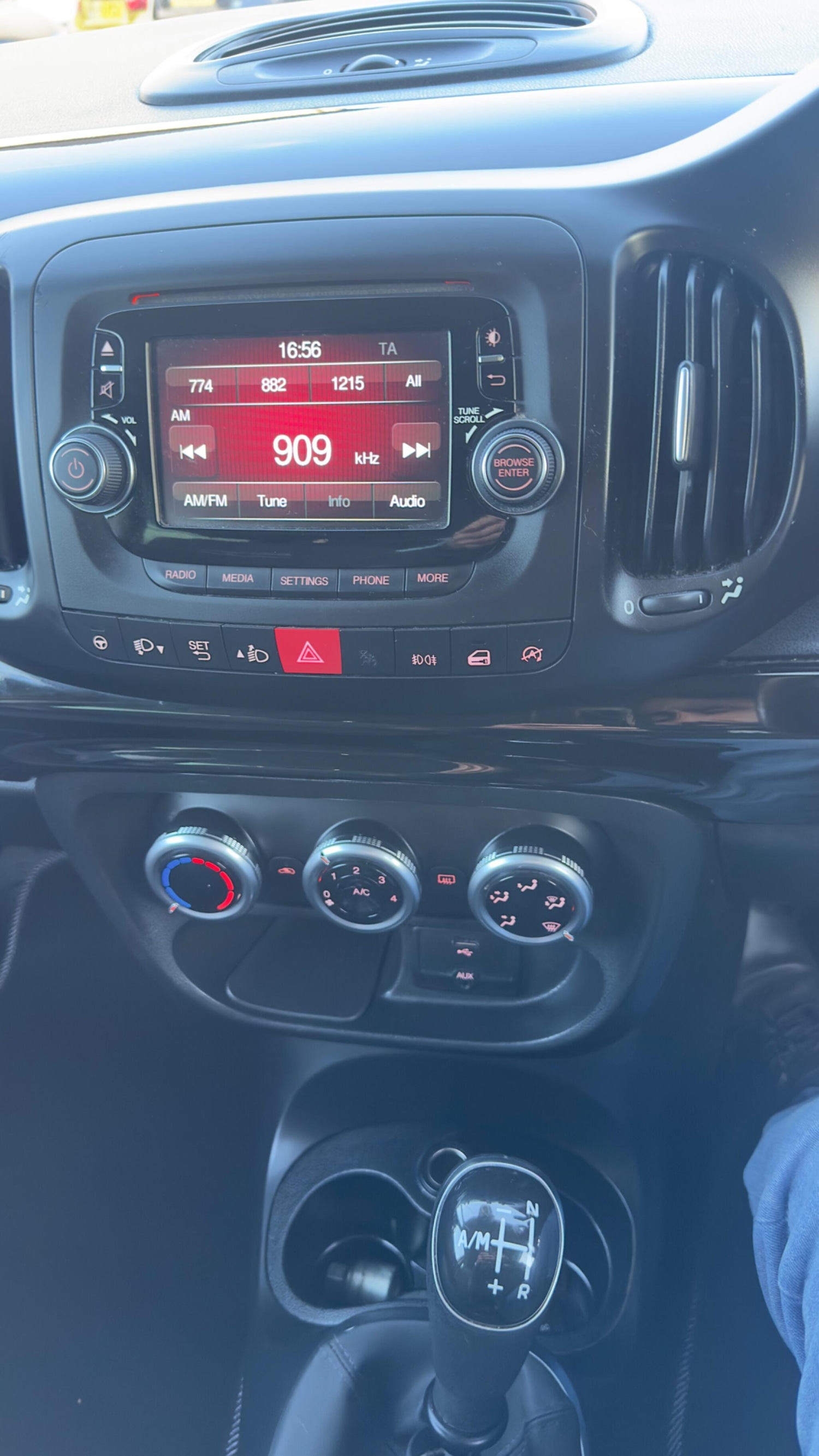 Used Fiat 500L 2014 for sale - 76431891: Photo 20