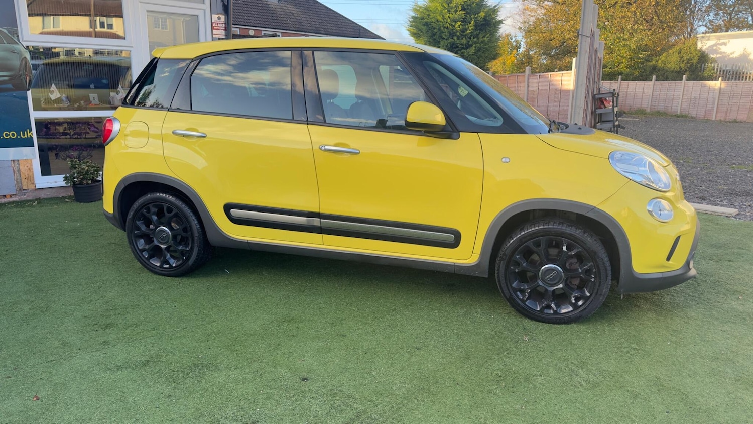 Used Fiat 500L 2014 for sale - 76431891: Photo 3