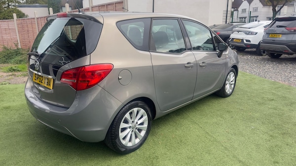 Used Vauxhall Meriva 2012 for sale - 76215356: Photo 9