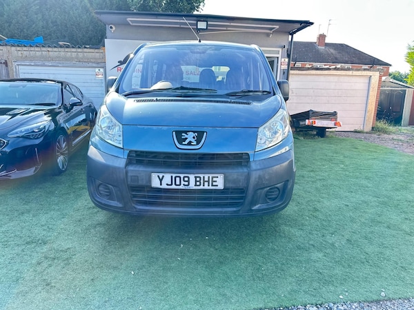 Used Peugeot Expert Tepee 2009 for sale - 76166586: Photo 2