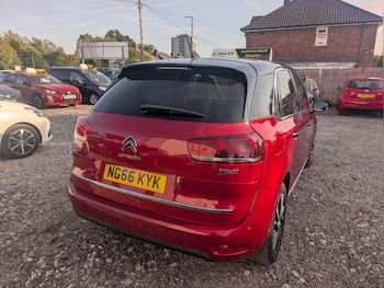 Used Citroen C4 Picasso 2017 for sale - 79521066: Photo