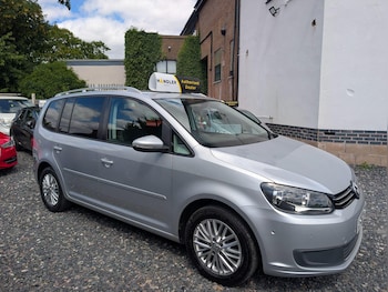 Used Volkswagen Touran 2012 for sale - 78901923: Photo