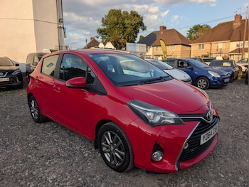 Used Toyota Yaris 2014 for sale - 79520760: Photo