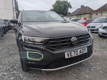 Used Volkswagen T-Roc 2020 for sale - 79062516: Photo