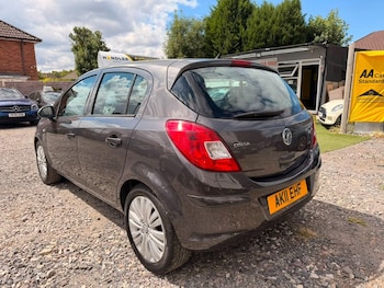 Used Vauxhall Corsa 2011 for sale - 79453620: Photo