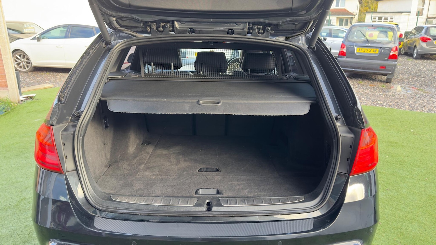 Used BMW 3 Series 2014 for sale - 76431954: Photo 19