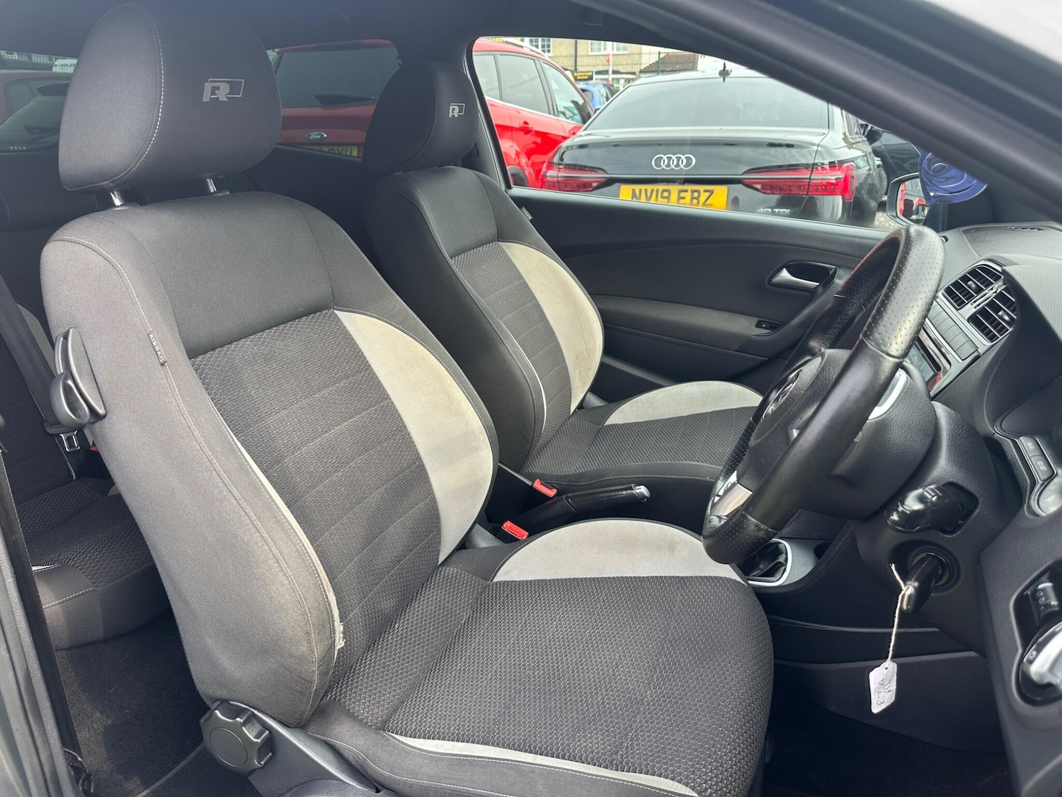 Used Volkswagen Polo 2013 for sale - 77993050: Photo 15