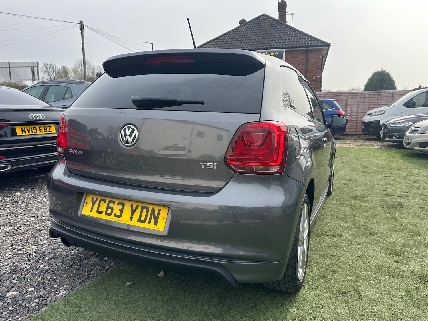 Used Volkswagen Polo 2013 for sale - 77993050: Photo 6