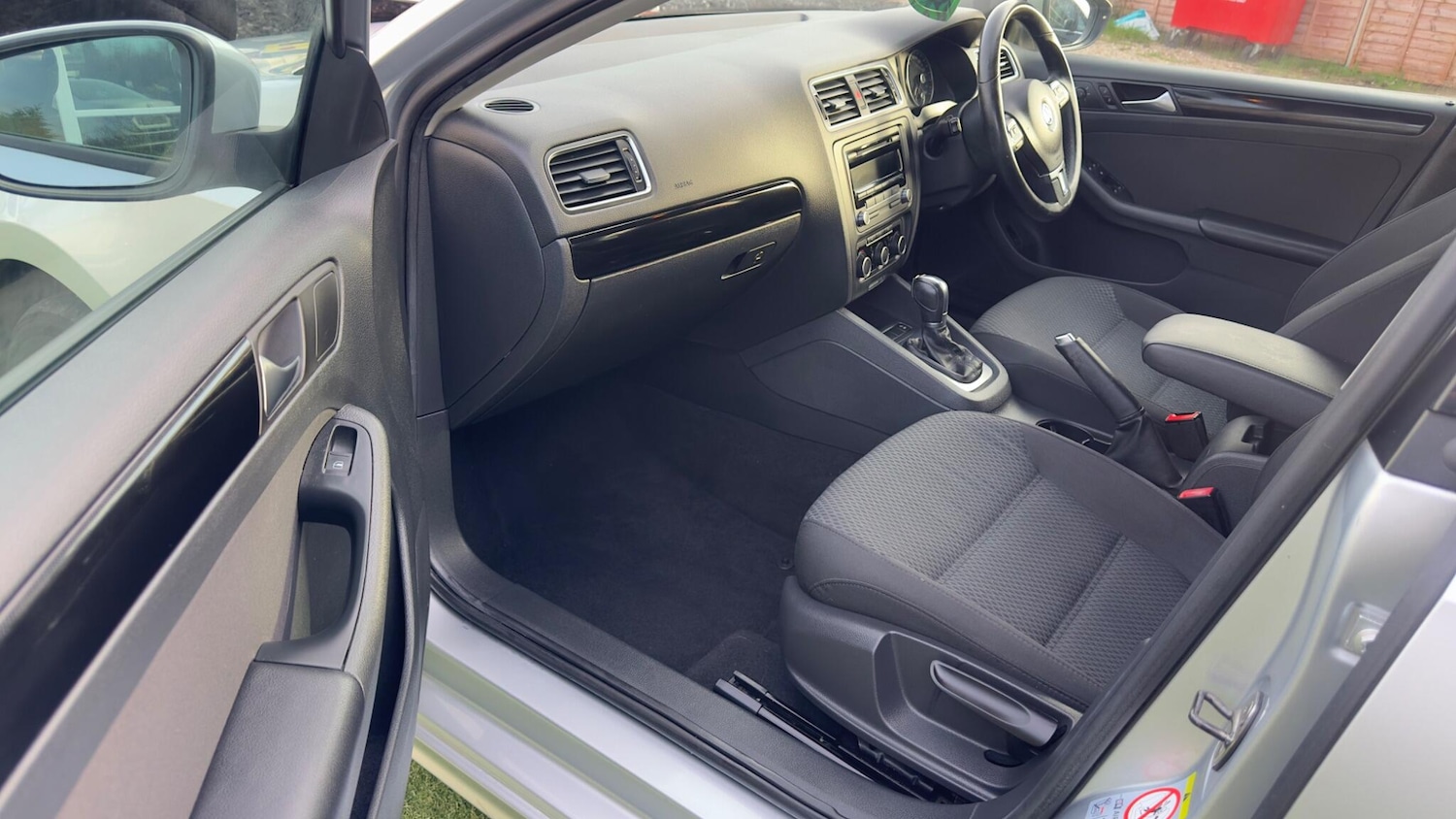 Used Volkswagen Jetta 2013 for sale - 76572368: Photo 14