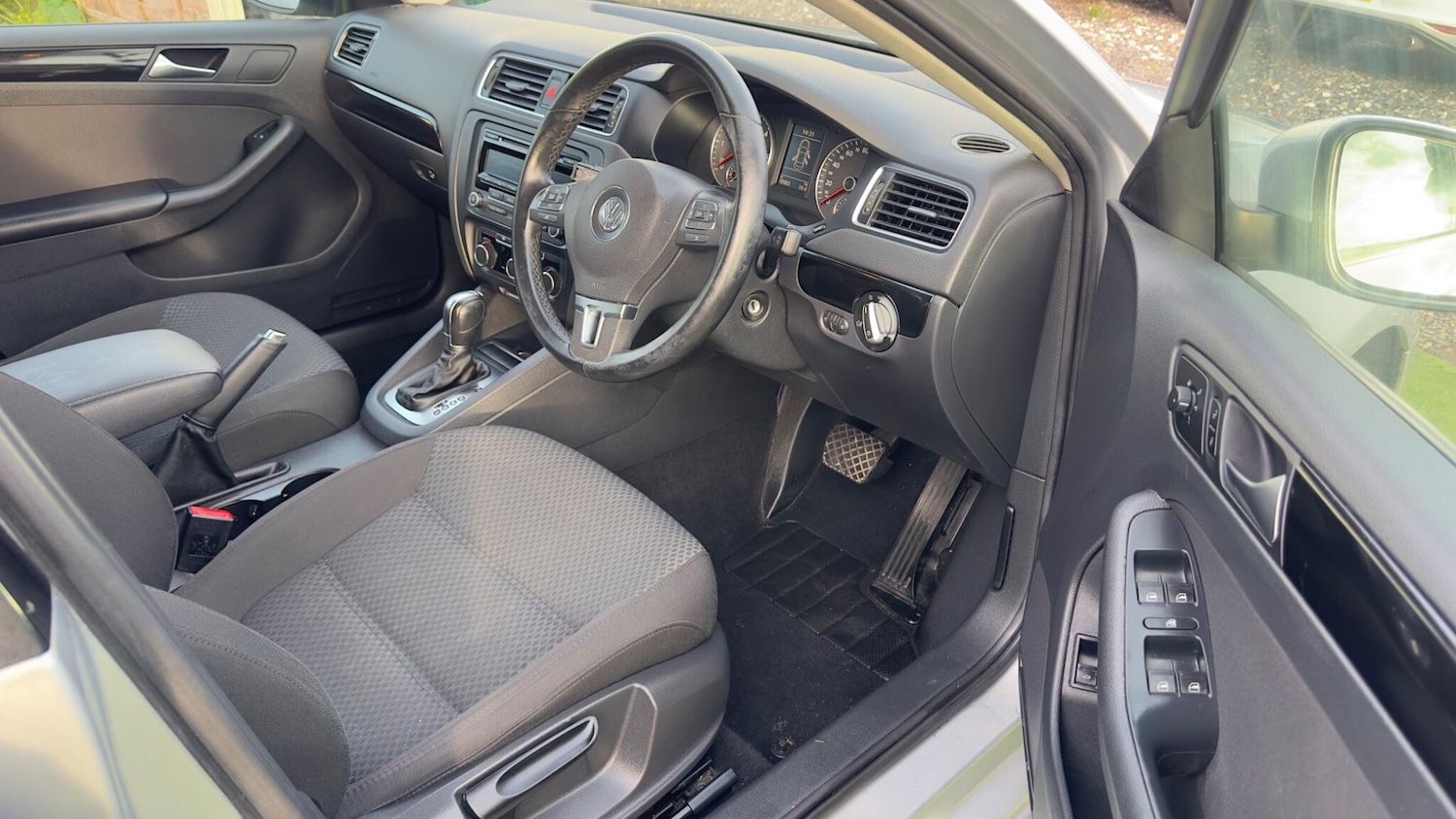 Used Volkswagen Jetta 2013 for sale - 76572368: Photo 17