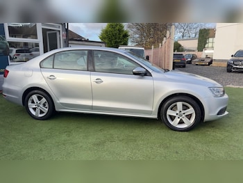 Used Volkswagen Jetta 2013 for sale - 76572368: Photo