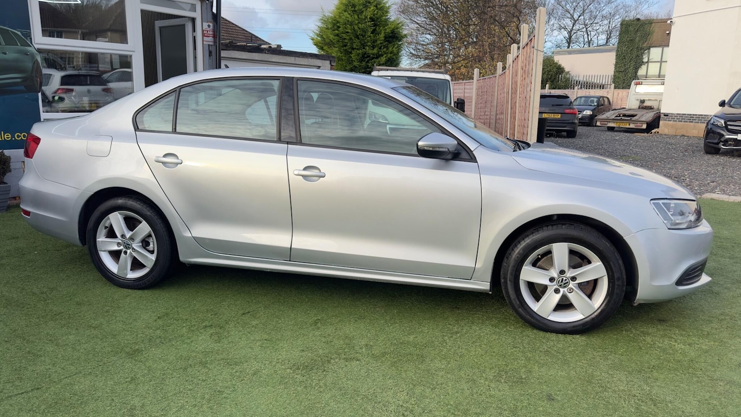 Used Volkswagen Jetta 2013 for sale - 76572368: Photo 5