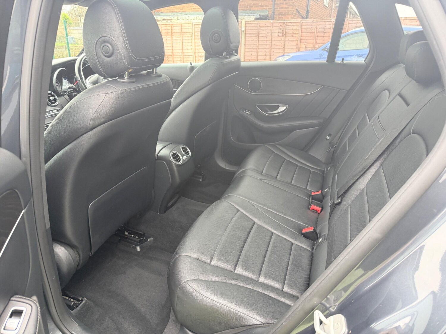 Used Mercedes-Benz GLC 2015 for sale - 77400558: Photo 16