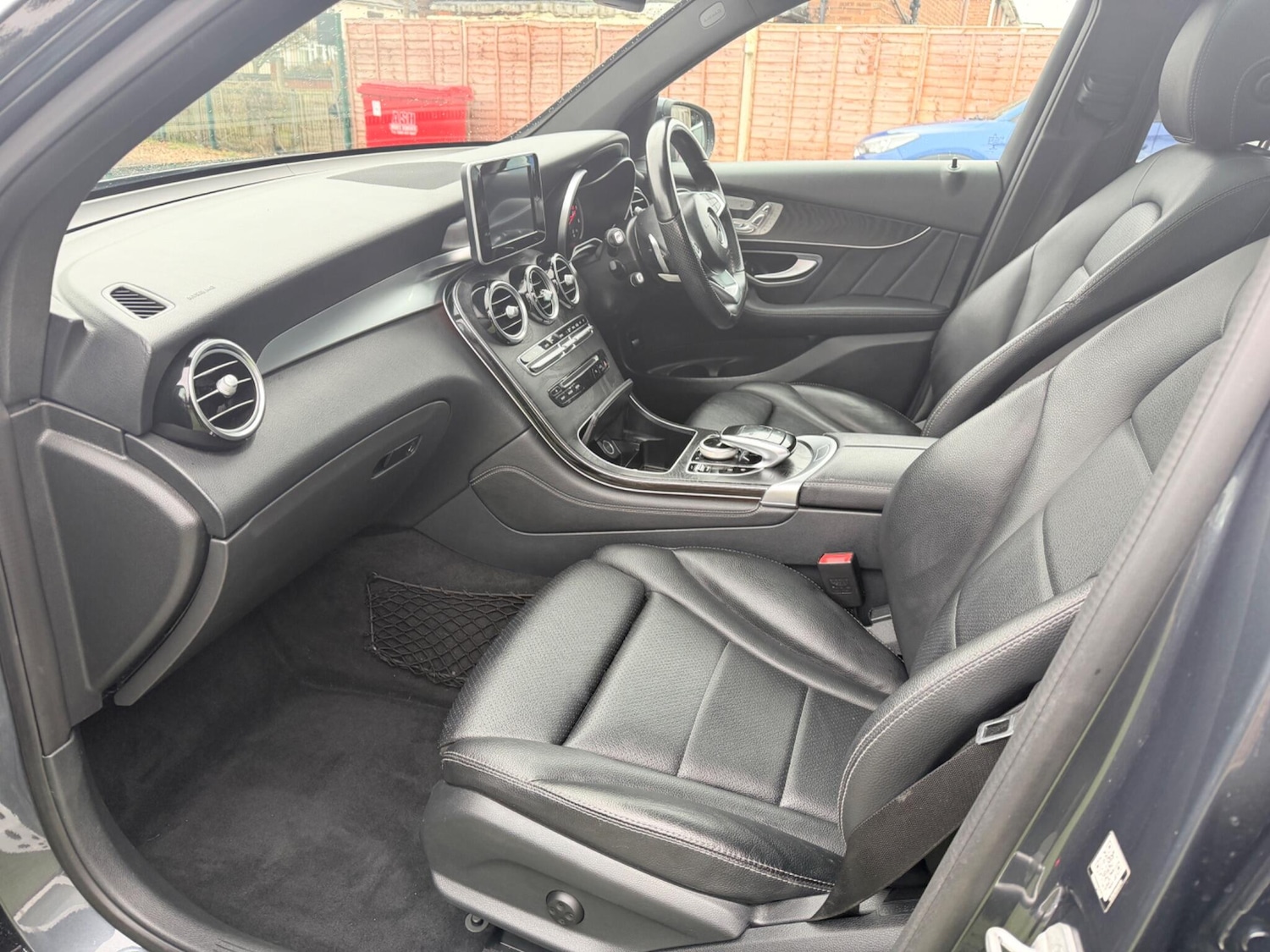 Used Mercedes-Benz GLC 2015 for sale - 77400558: Photo 17