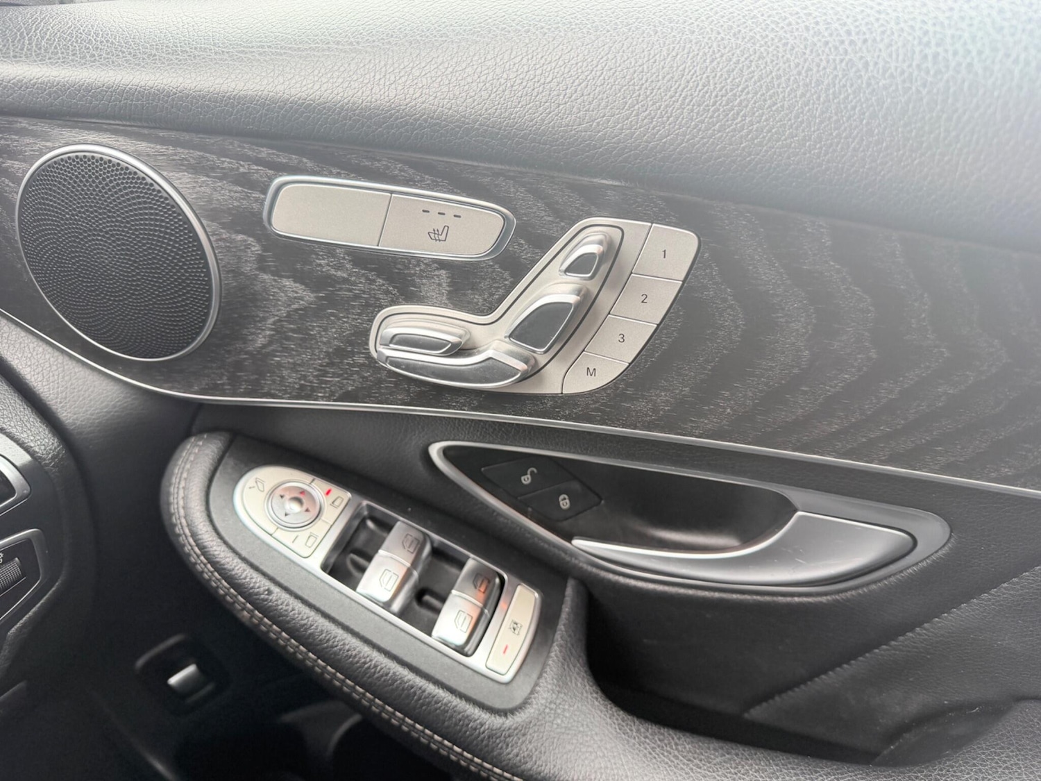 Used Mercedes-Benz GLC 2015 for sale - 77400558: Photo 26