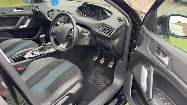 Used Peugeot 308 2020 for sale - 76283880: Photo 9