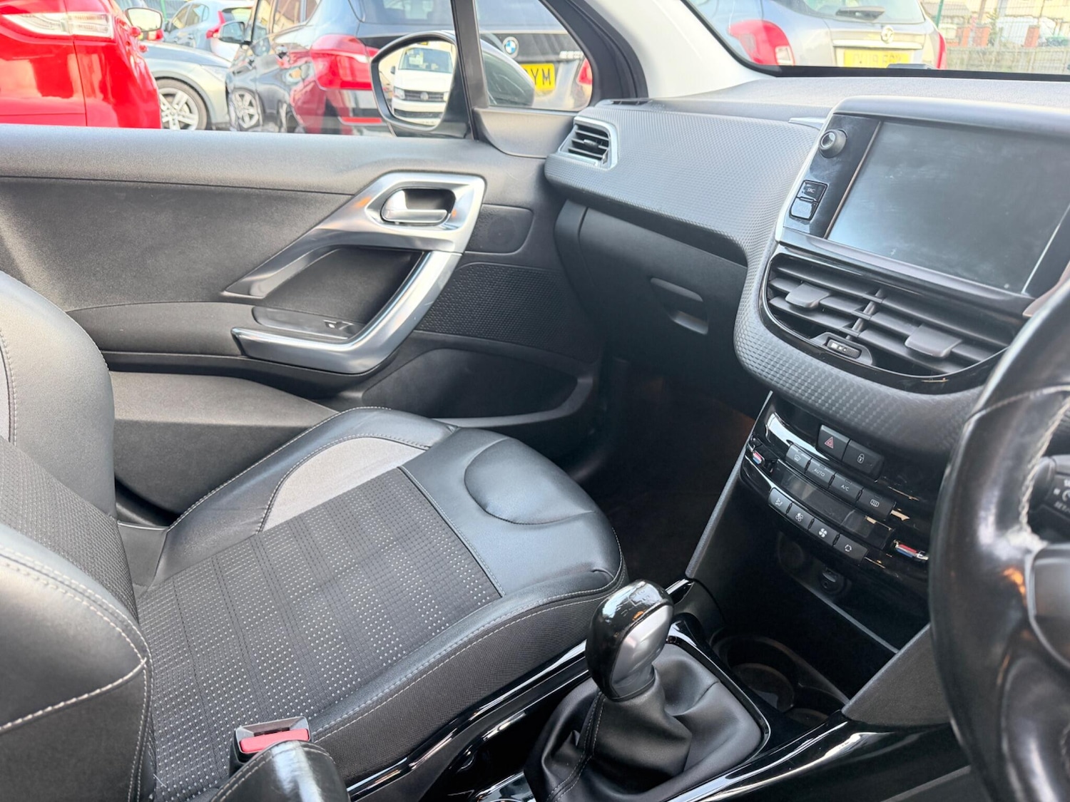 Used Peugeot 2008 2017 for sale - 77958558: Photo 13