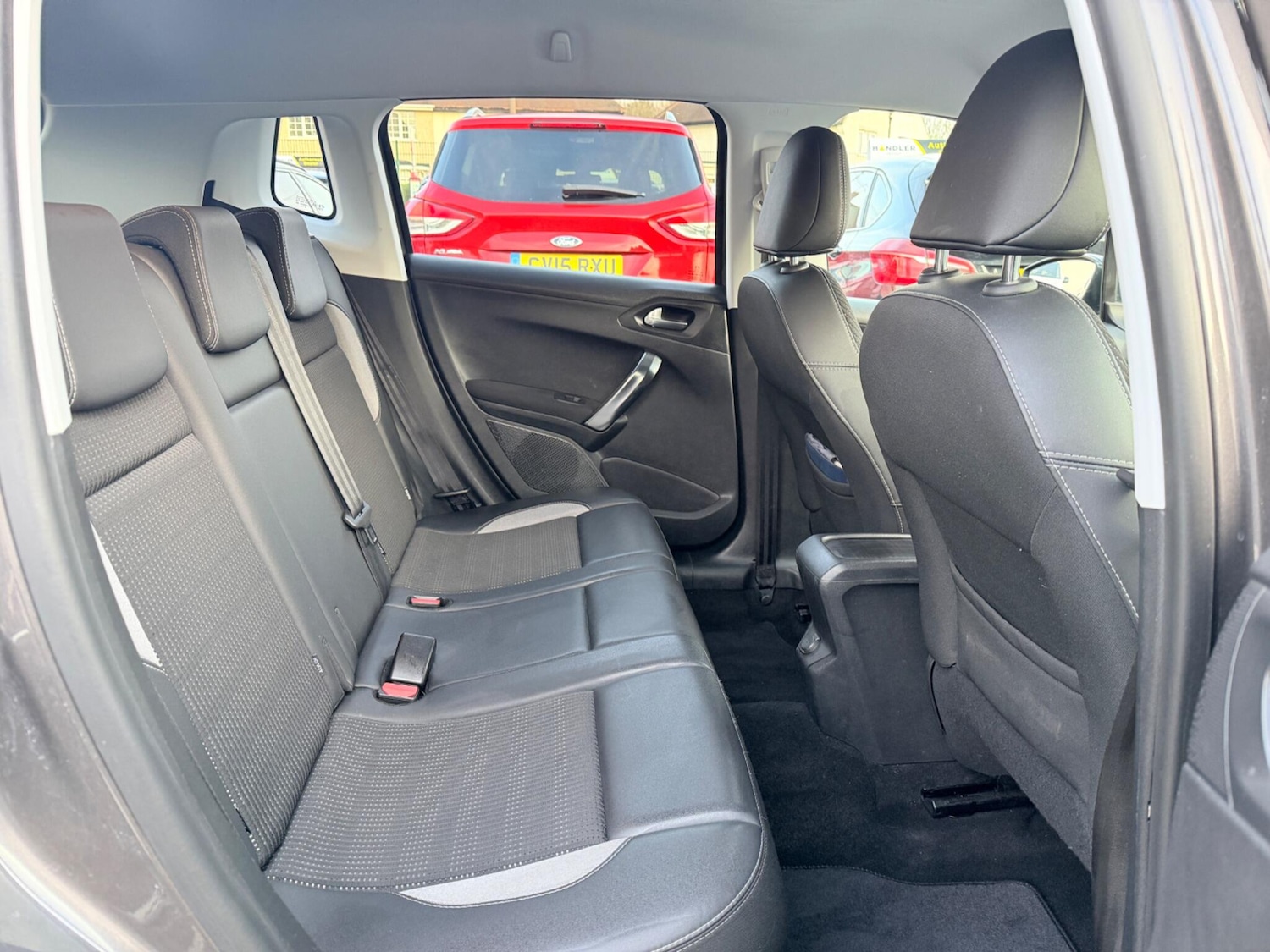 Used Peugeot 2008 2017 for sale - 77958558: Photo 15