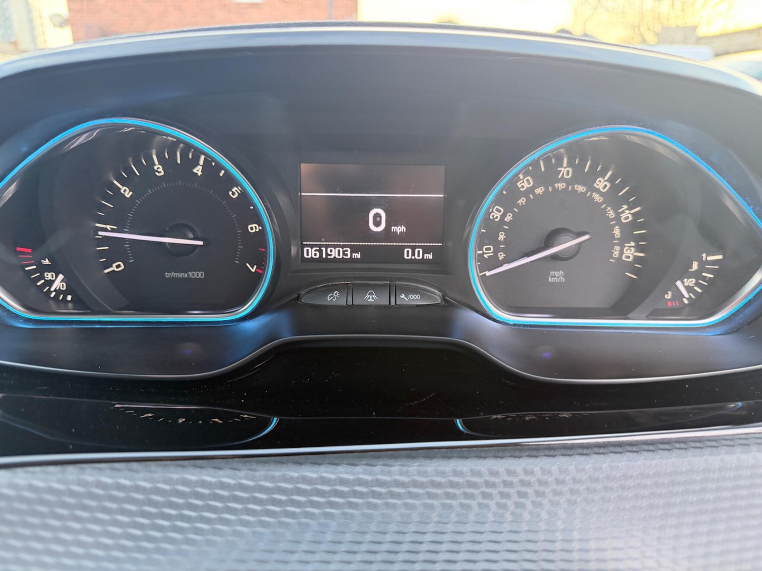 Used Peugeot 2008 2017 for sale - 77958558: Photo 19