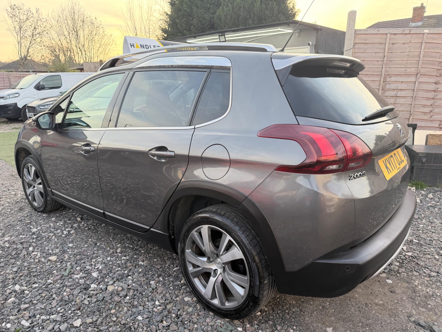 Used Peugeot 2008 2017 for sale - 77958558: Photo 6