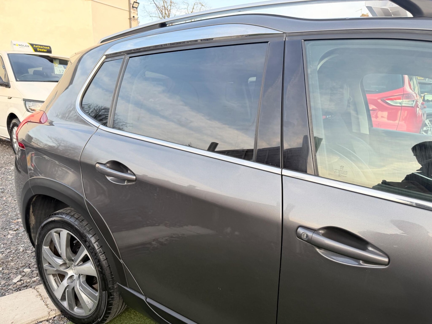 Used Peugeot 2008 2017 for sale - 77958558: Photo 9