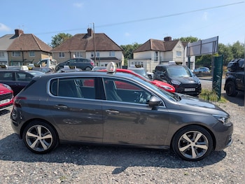Used Peugeot 308 2018 for sale - 79255704: Photo