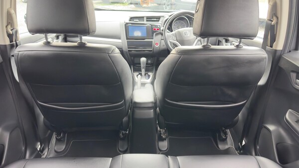 Used Honda Jazz 2017 for sale - 76283700: Photo 15