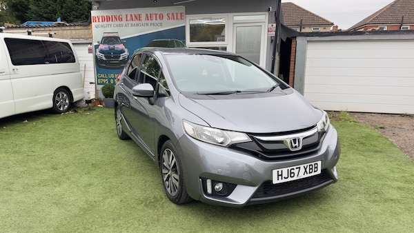 Used Honda Jazz 2017 for sale - 76283700: Photo 1