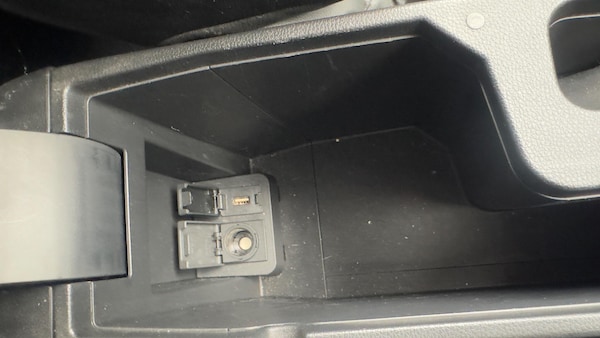 Used Honda Jazz 2017 for sale - 76283700: Photo 23