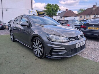 Used Volkswagen Golf 2018 for sale - 78535514: Photo