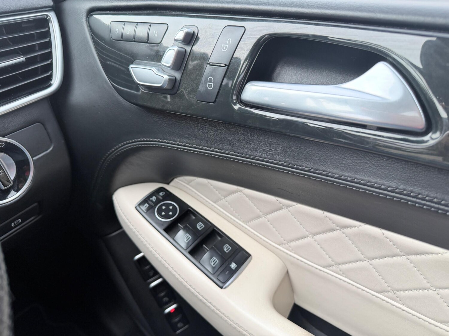 Used Mercedes-Benz GLS for sale - 78203935: Photo 35