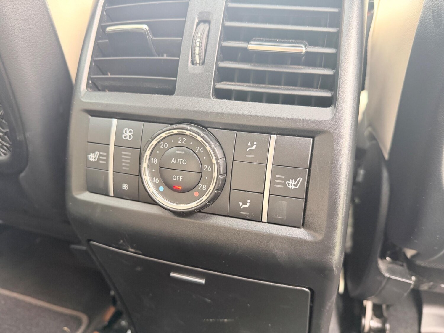 Used Mercedes-Benz GLS for sale - 78203935: Photo 40