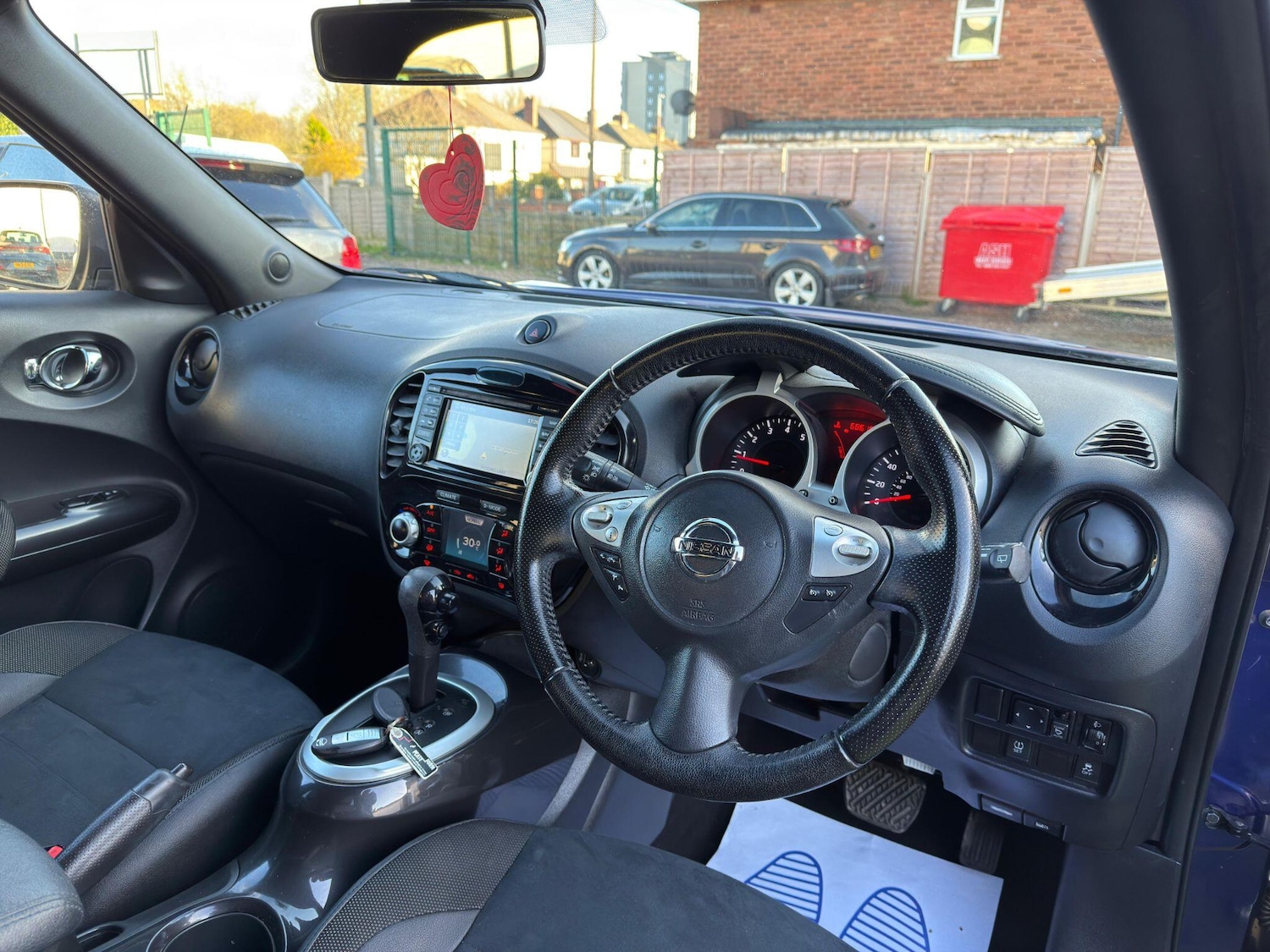 Used Nissan Juke 2017 for sale - 78058608: Photo 11