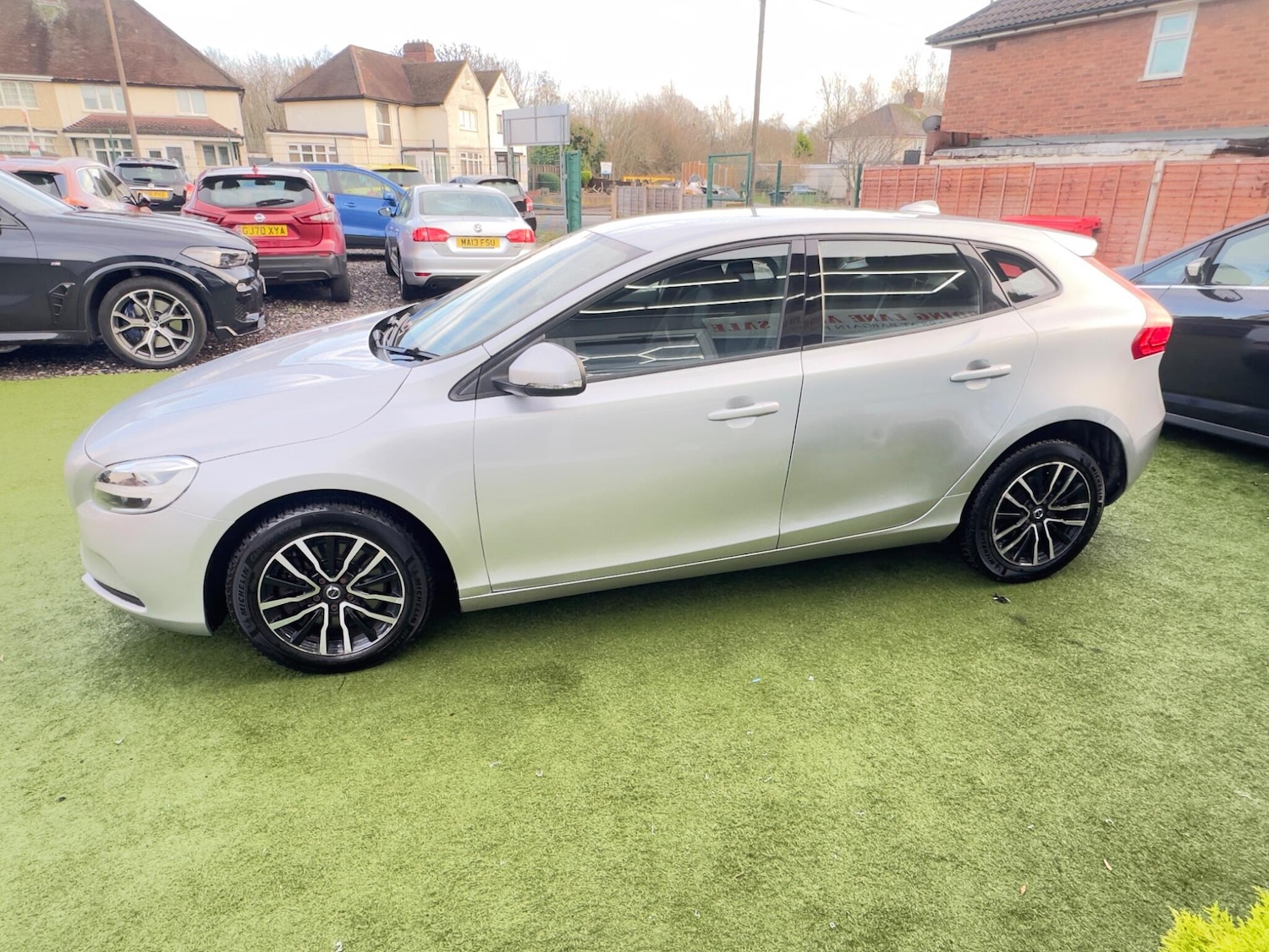 Used Volvo V40 2019 for sale - 77081266: Photo 10