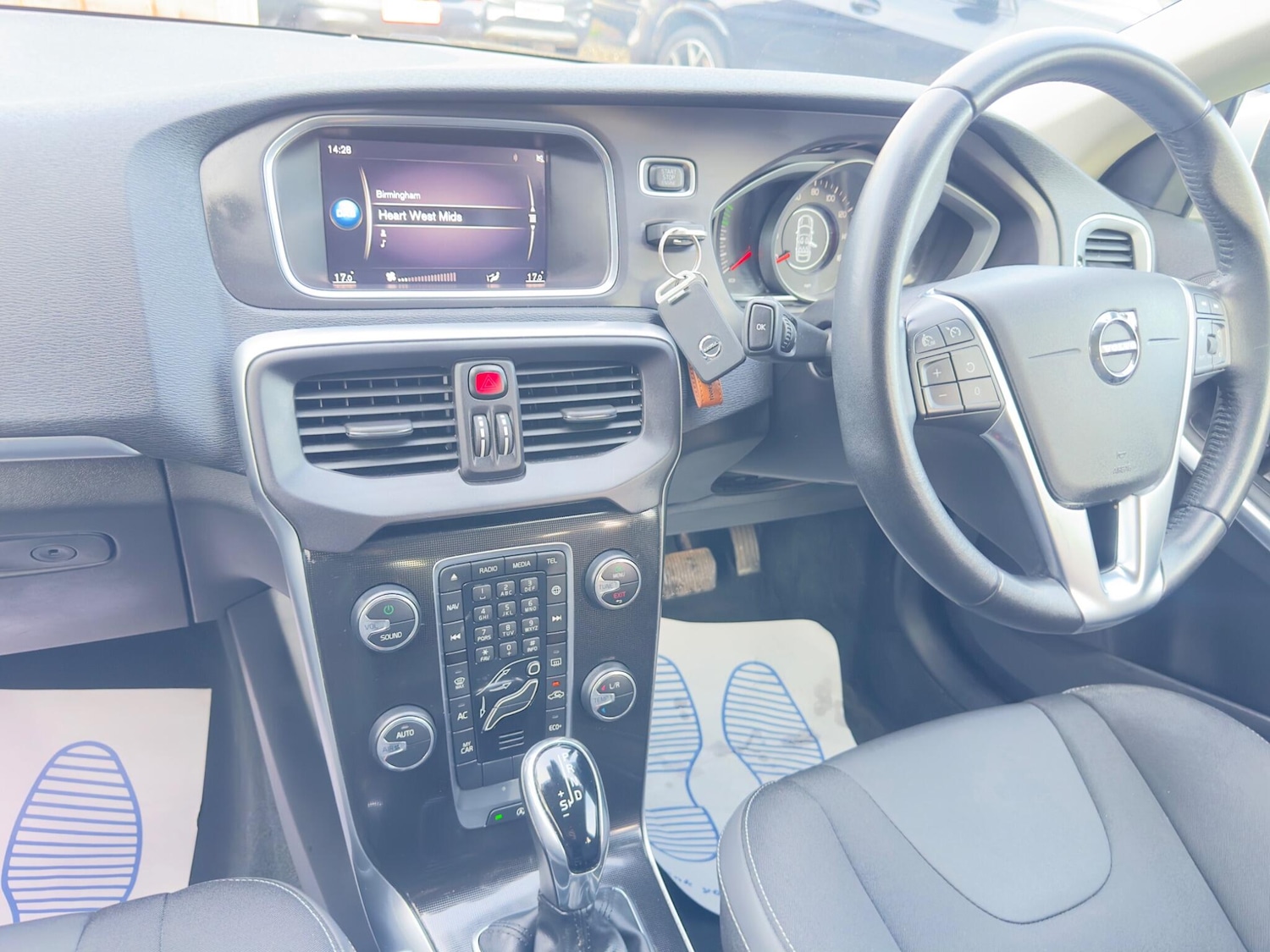 Used Volvo V40 2019 for sale - 77081266: Photo 18