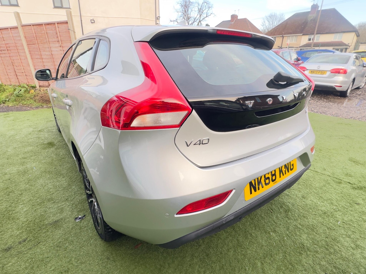 Used Volvo V40 2019 for sale - 77081266: Photo 9