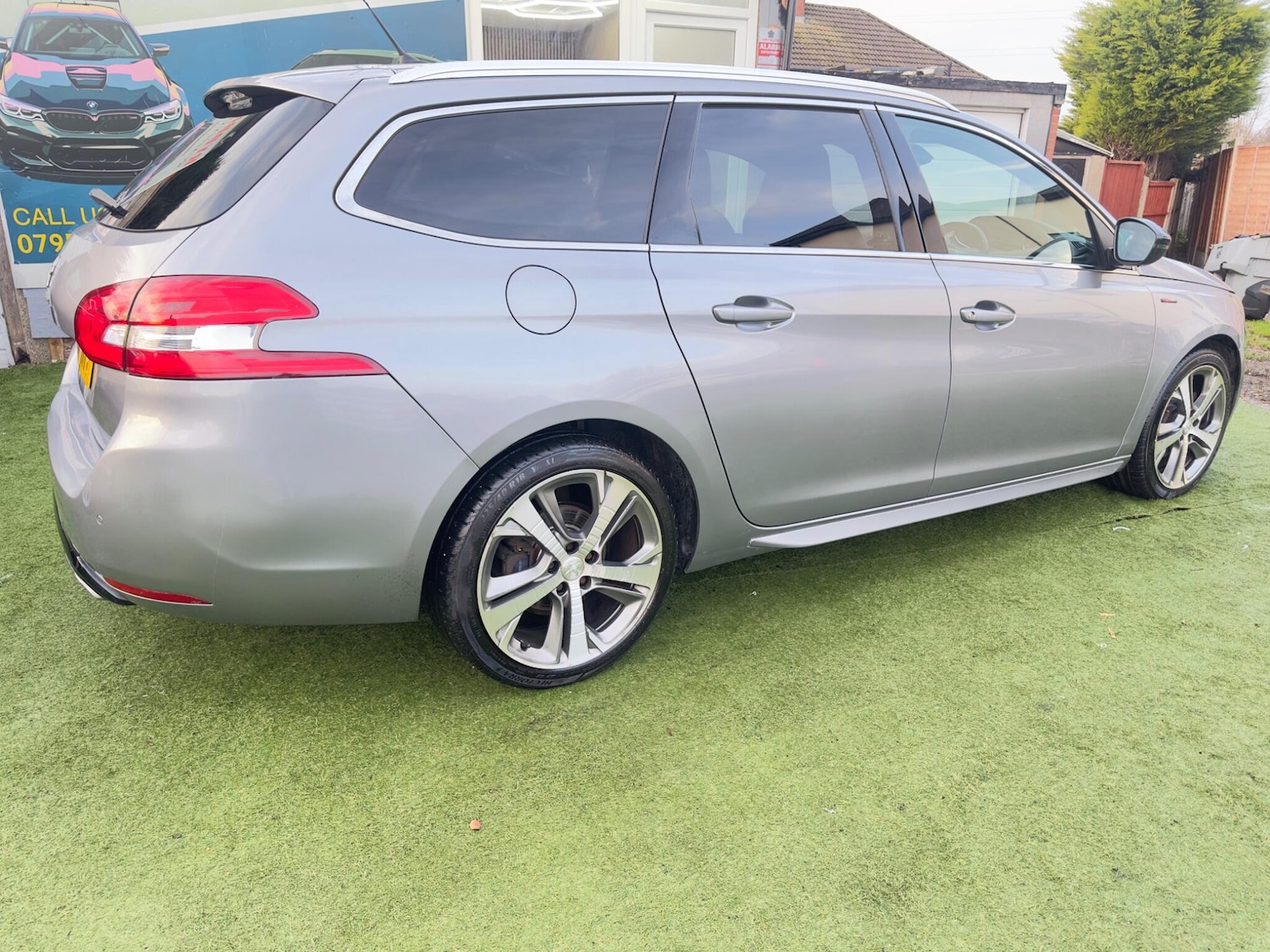 Used Peugeot 308 2017 for sale - 76936487: Photo 10