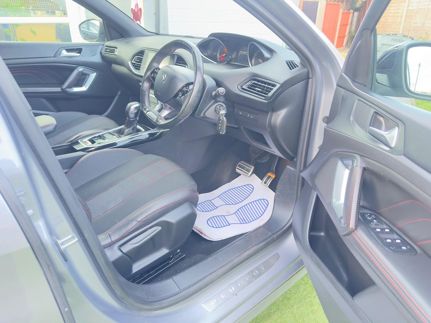 Used Peugeot 308 2017 for sale - 76936487: Photo 13